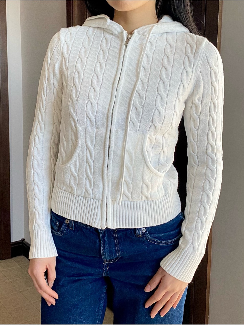 Y2K white cable knit zip-up sweater